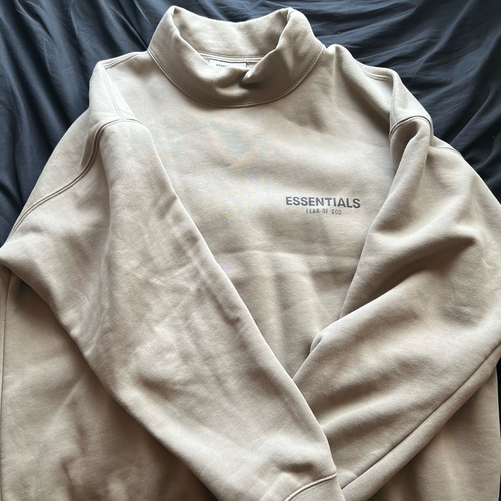 ESSENTIALS FOG MOCK NECK